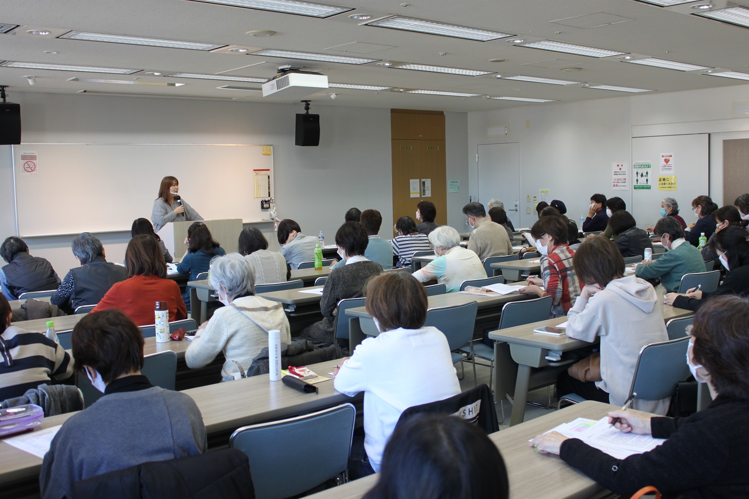 令和3年度第2回ふくおか子育てマイスターフォローアップ研修会「保育補助のススメ」を開催しました