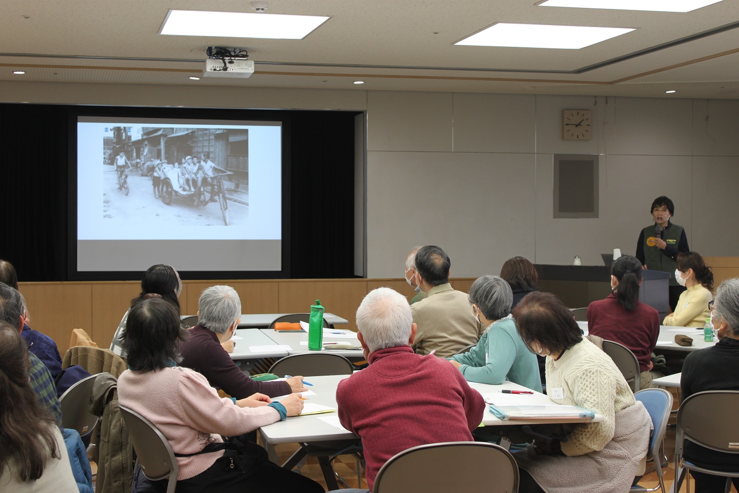 令和3年度第1回ふくおか子育てマイスターフォローアップ研修会「子どもと遊び～育ちを促す遊びの姿～」を開催しました