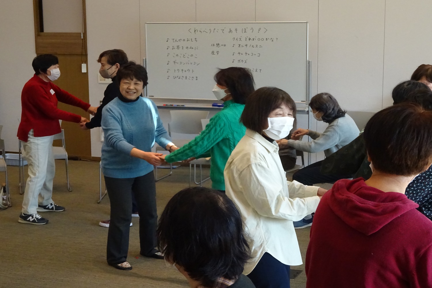 令和5年度第3回ふくおか子育てマイスターフォローアップ研修会「わらべうたで遊ぼう」を開催しました